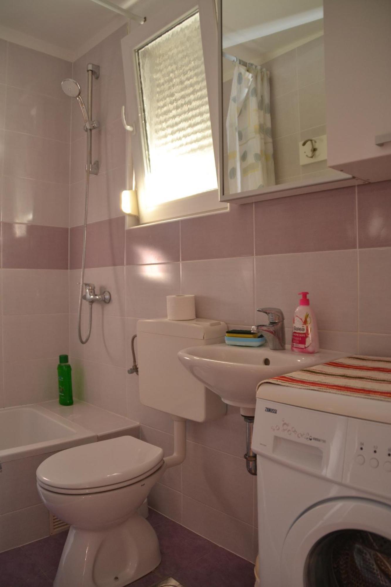 Apartment Antonija With Seaview 리예카 외부 사진